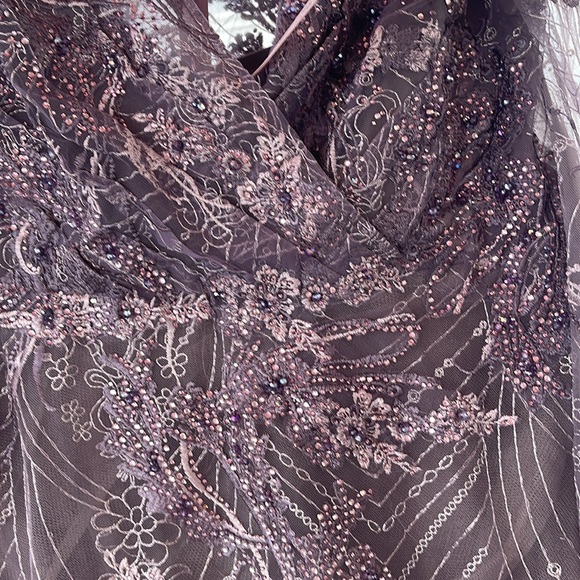 Mac Duggal - Aubergine Embellished Wrap Over 3/4 Sleeve Dress Size 18 - Picture 7 of 17